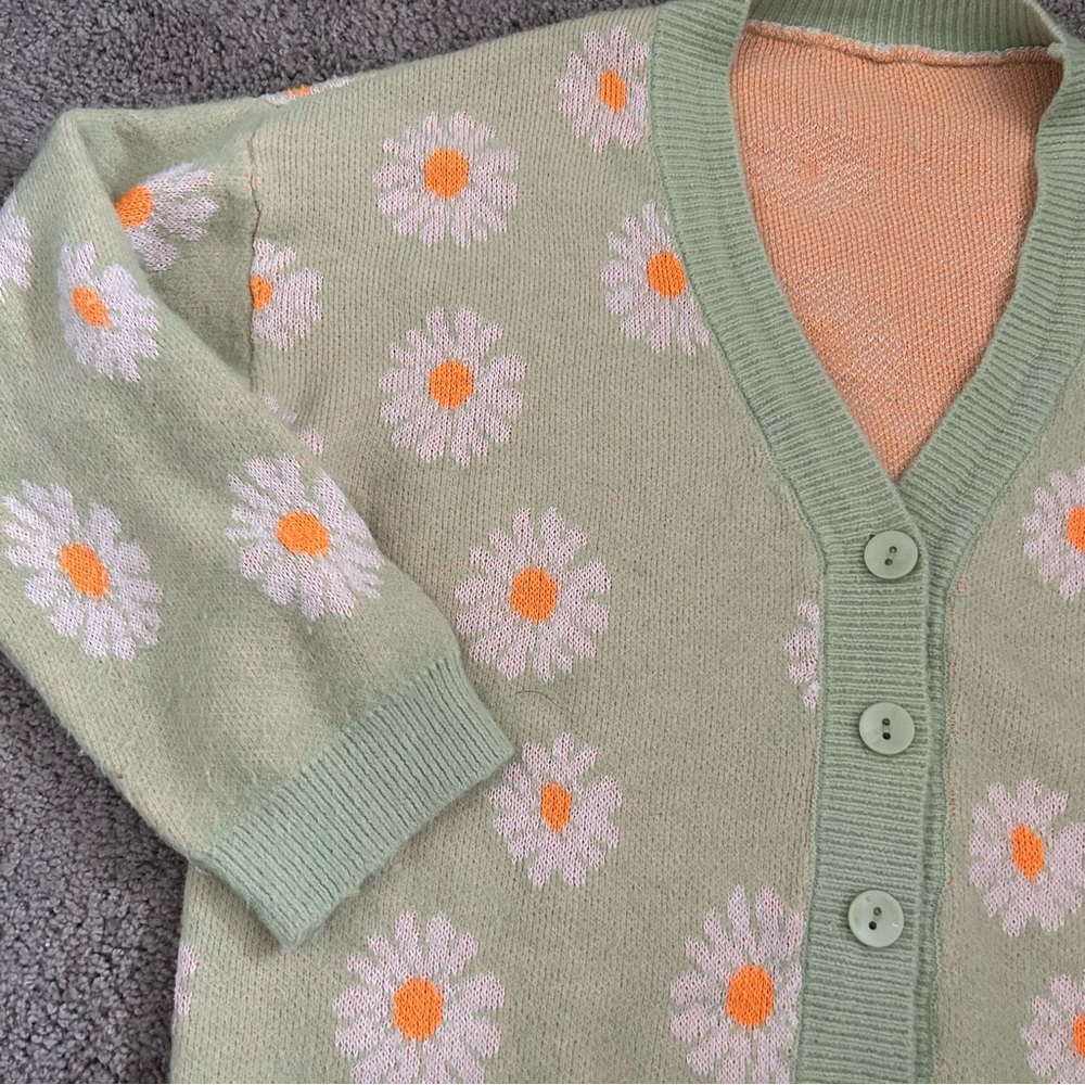 Trendy flower print sweater - Picture 4 of 6